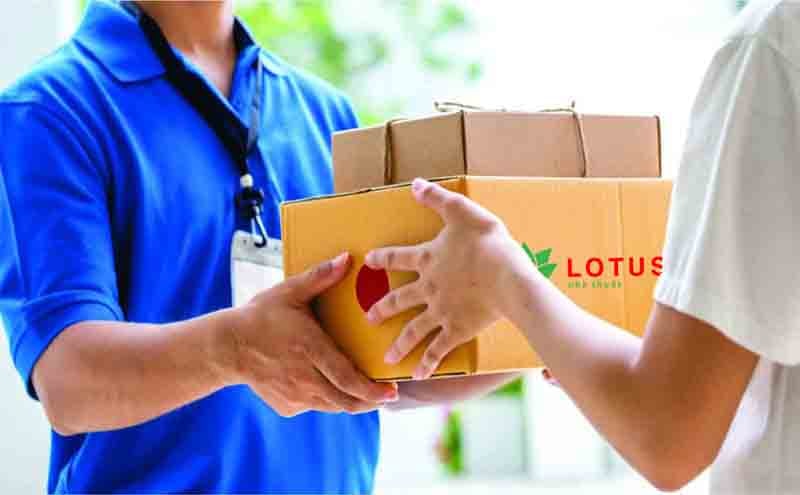 Nhà thuốc Lotus hỗ trợ giao hàng toàn quốc qua các đơn vị chuyển phát nhanh